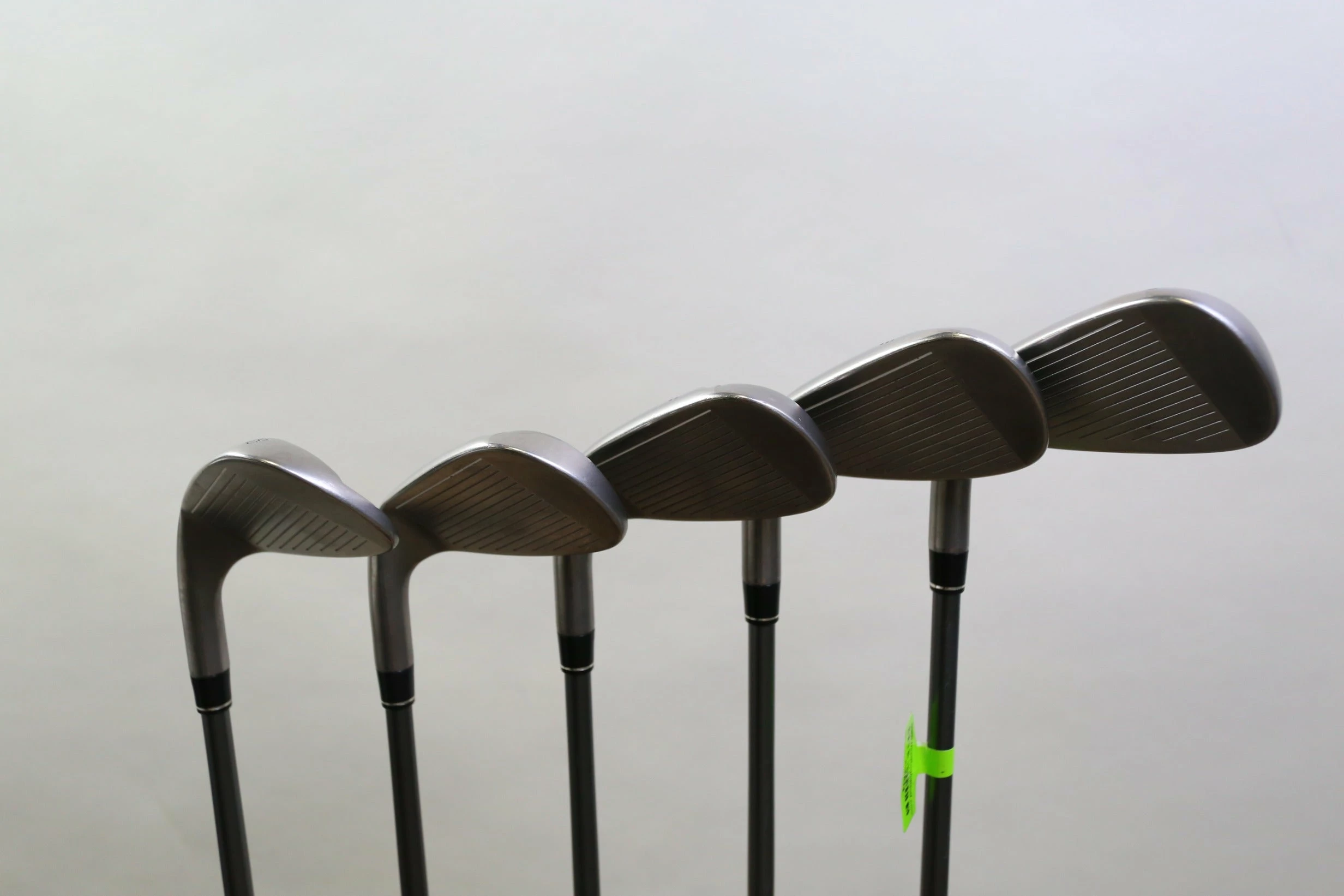 TaylorMade RocketBallz 7-PW-AW Iron Set RH -0.25 In RBZ Graphite Seniors Flex 4 TaylorMade RocketBallz 7-PW-AW Iron Set RH -0.25 In RBZ Graphite Seniors Flex - Image 2