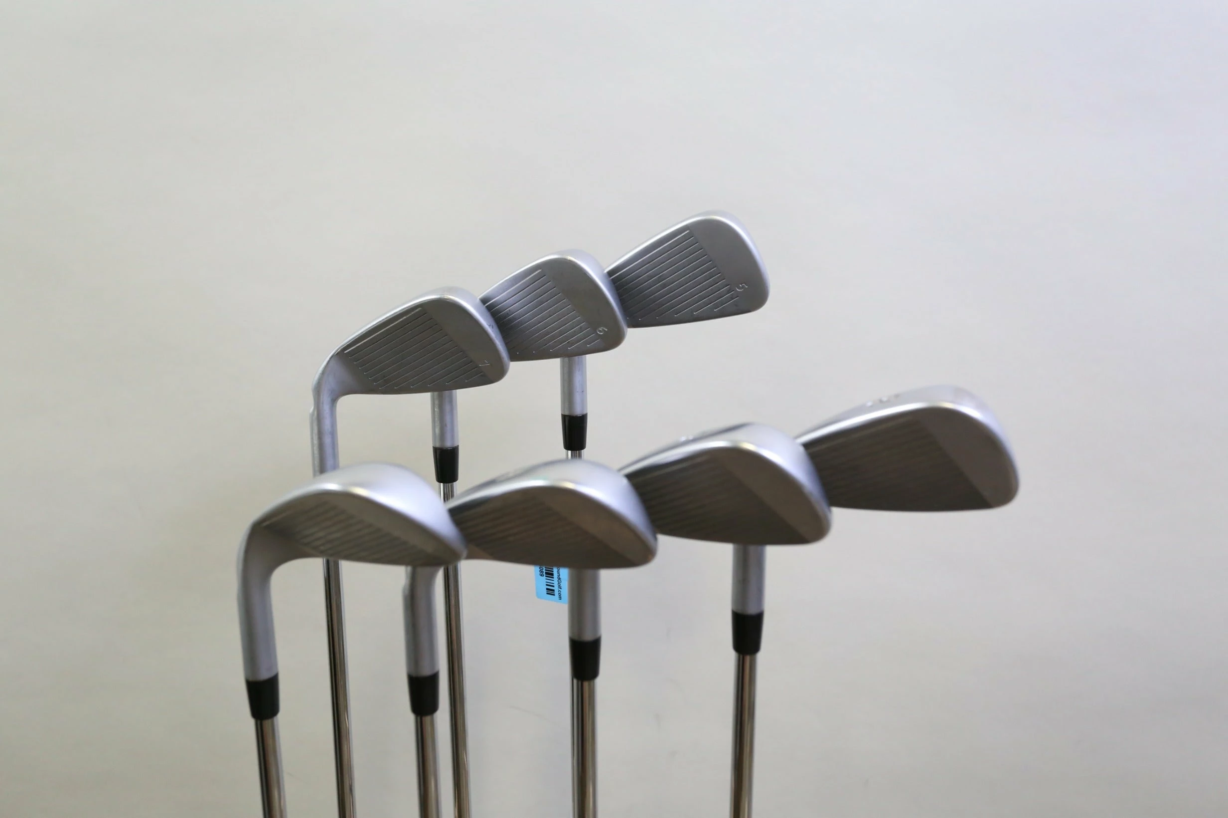 Ping G400 Black Dot 5-PW-UW Iron Set RH -0.25 In Ping AWT 2.0 Steel Regular Flex 4 Ping G400 Black Dot 5-PW-UW Iron Set RH -0.25 In Ping AWT 2.0 Steel Regular Flex - Image 2