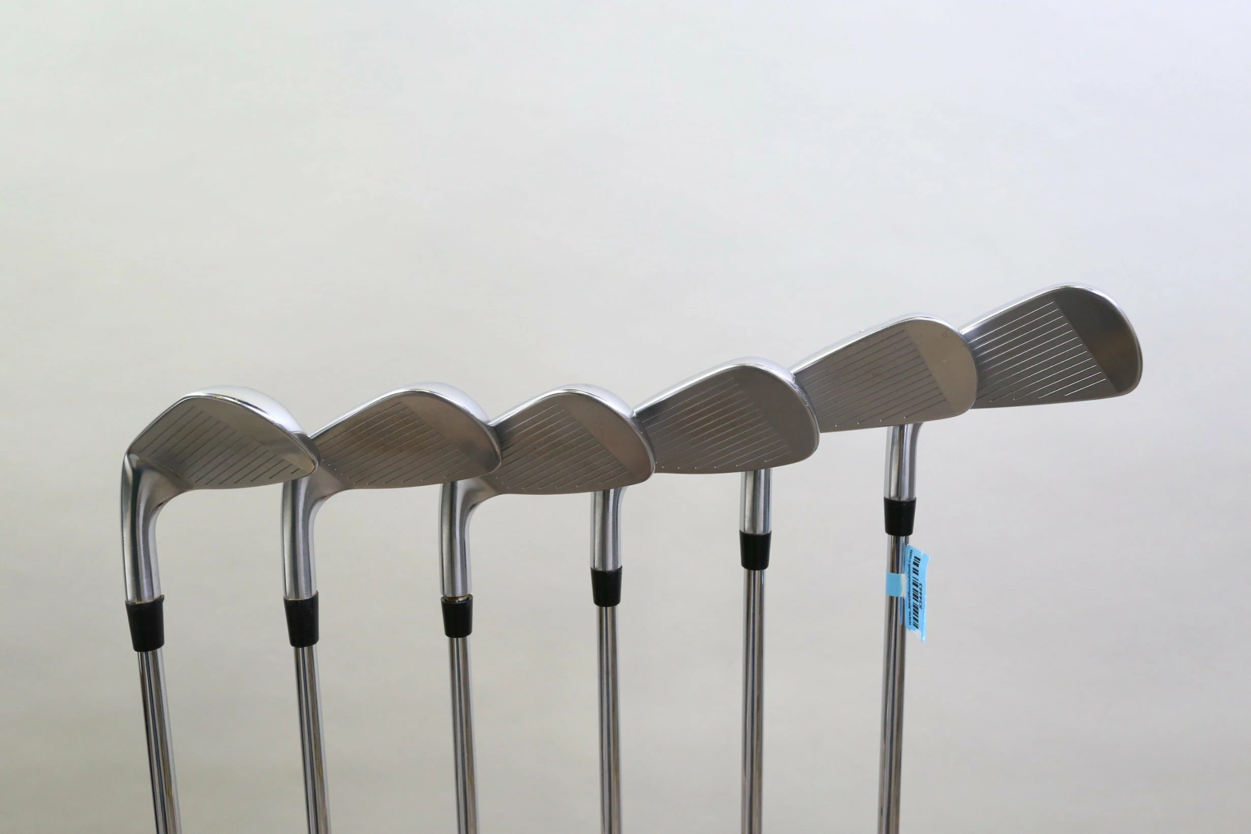 Titleist T200 6-PW, GW Iron Set RH Steel Shaft Regular Flex 4 Titleist T200 6-PW, GW Iron Set RH Steel Shaft Regular Flex - Image 2