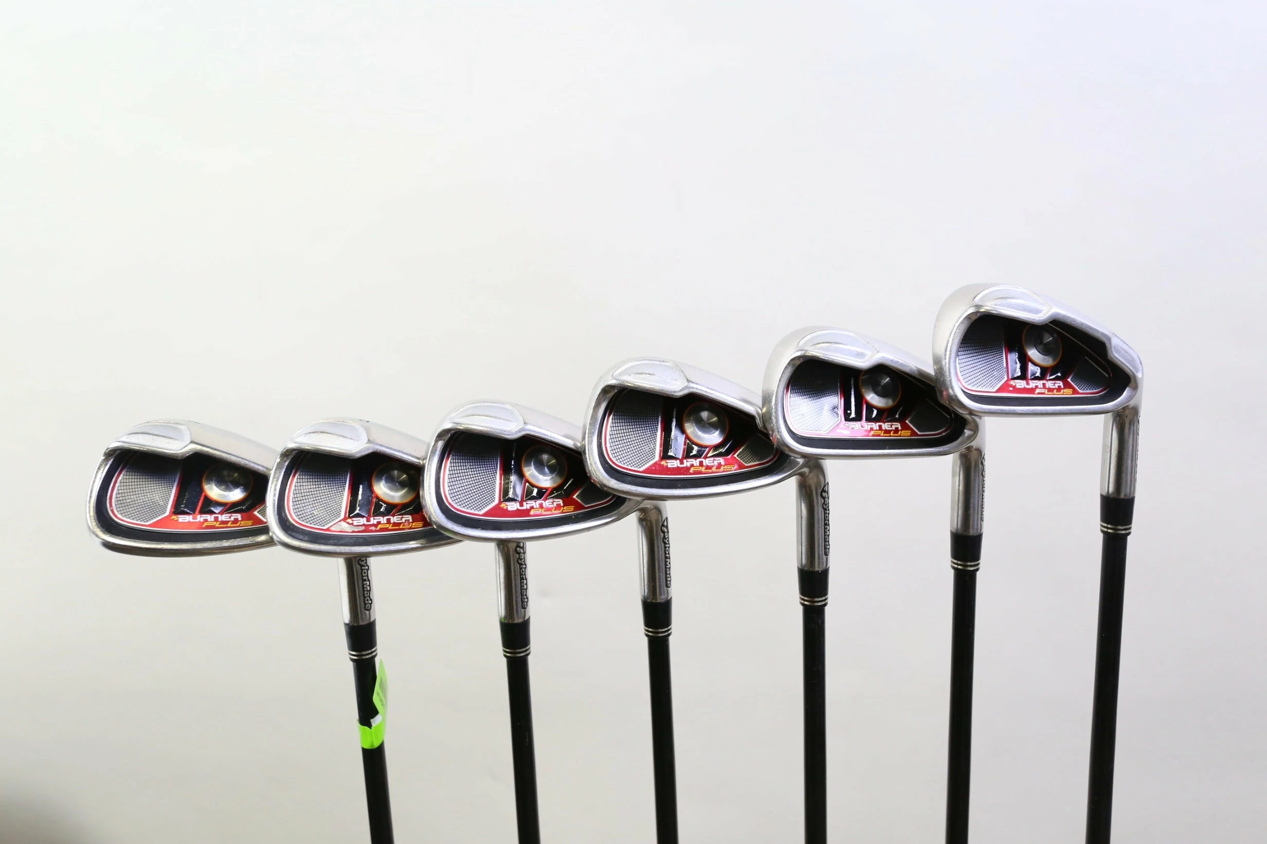 TaylorMade Burner Plus 6-AW Iron Set RH REAX Graphite Shafts Seniors Flex 3 TaylorMade Burner Plus 6-AW Iron Set RH REAX Graphite Shafts Seniors Flex