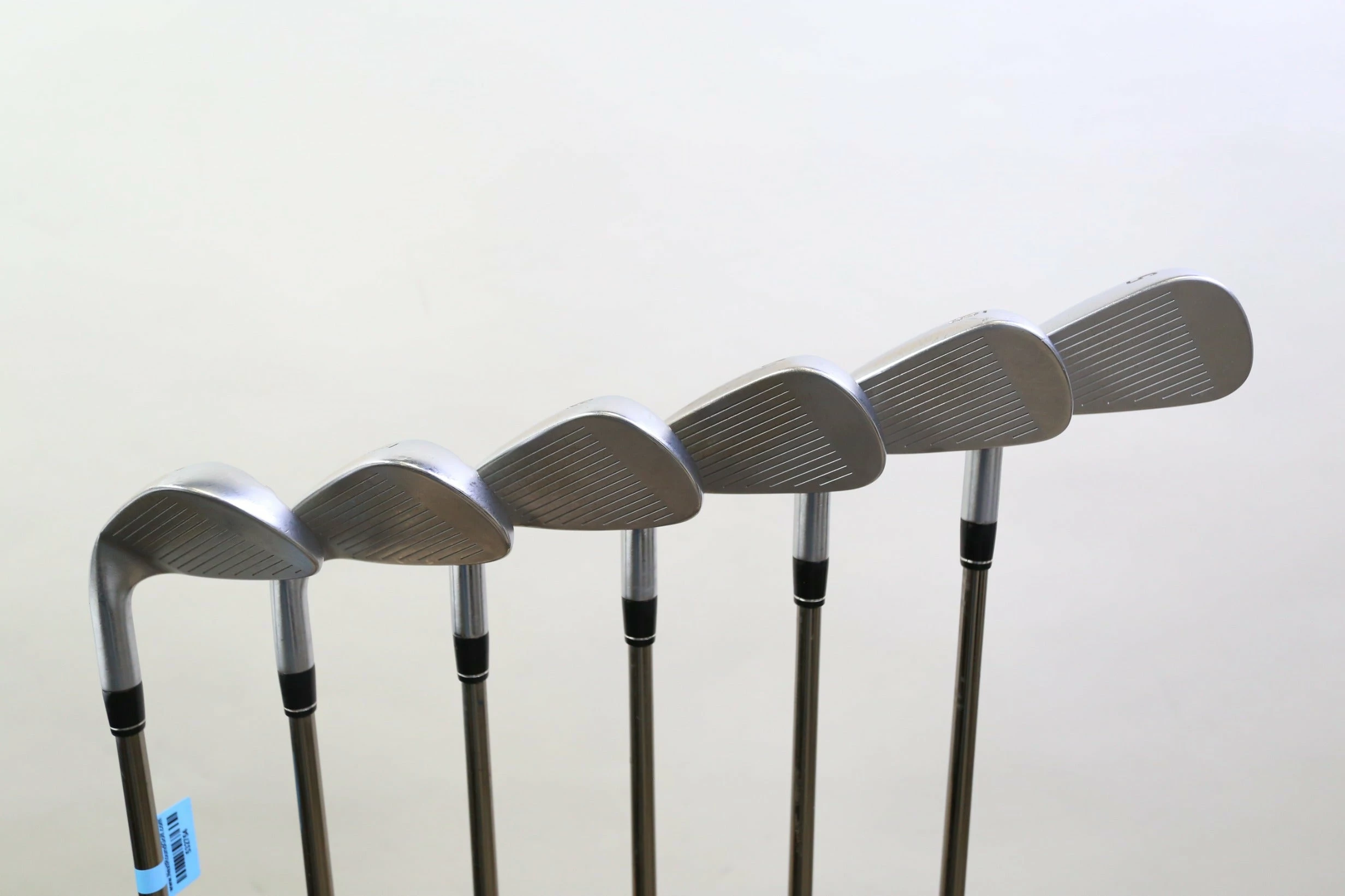 Callaway Apex Forged 5-9, PW Iron Set RH Recoil F3 Graphite Shaft Regular Flex 4 Callaway Apex Forged 5-9, PW Iron Set RH Recoil F3 Graphite Shaft Regular Flex - Image 2