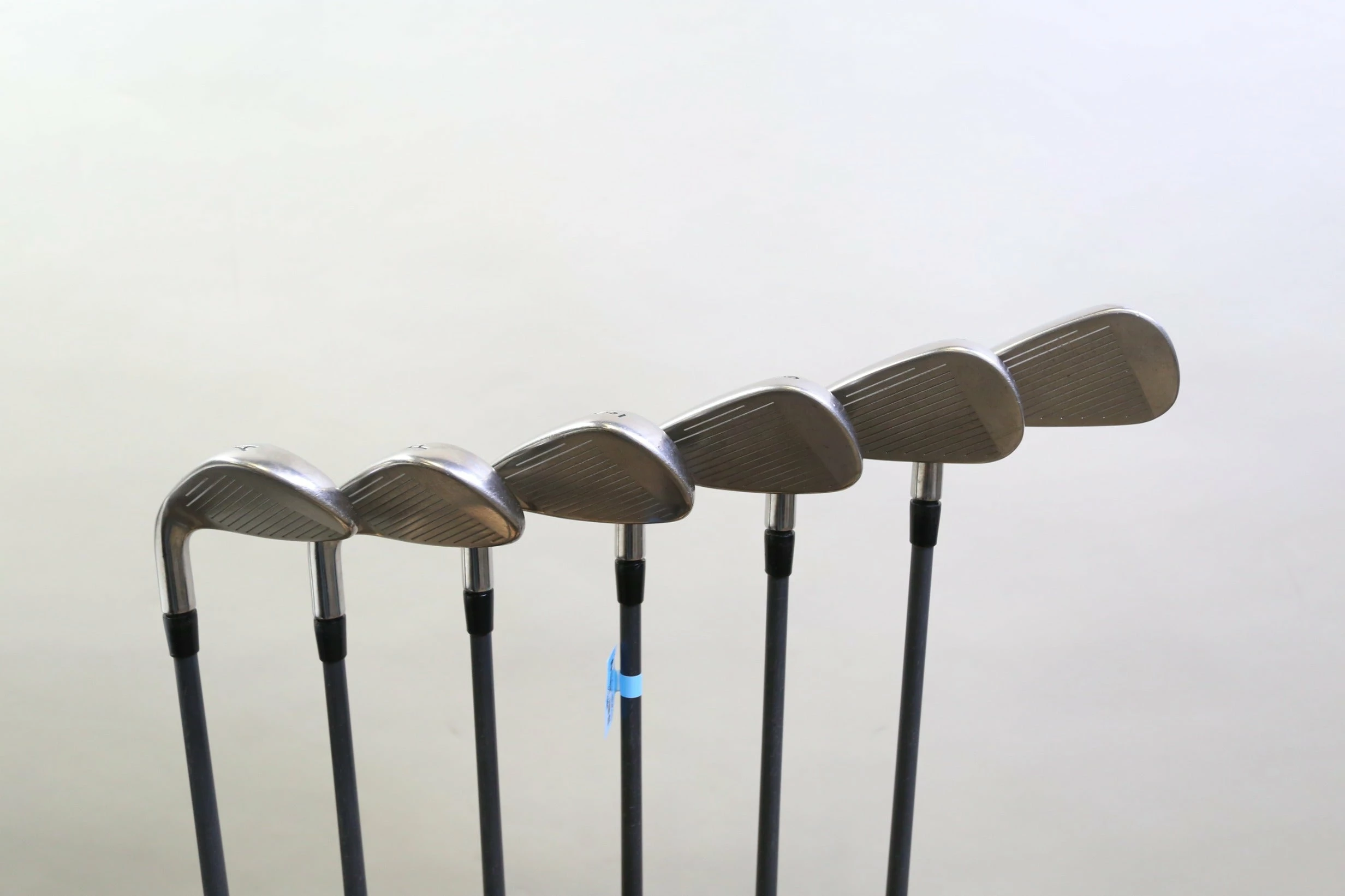 Callaway Steelhead XR 6-PW-AW Iron Set RH Fujikura Pro PURE Graphite R2 Seniors 4 Callaway Steelhead XR 6-PW-AW Iron Set RH Fujikura Pro PURE Graphite R2 Seniors - Image 2