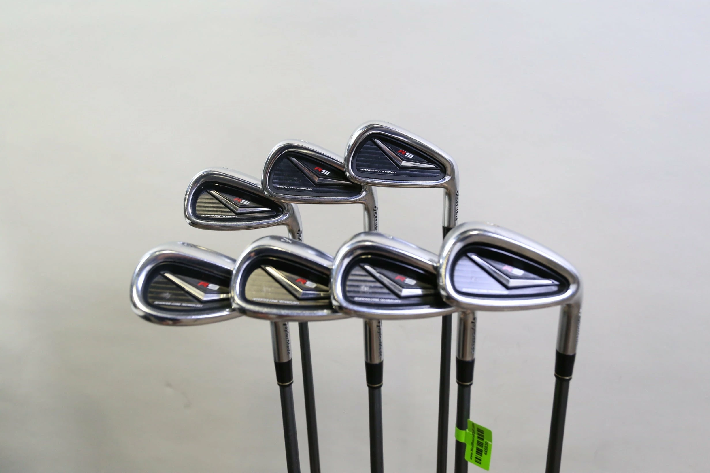 TaylorMade R9 5-6, 8-SW Iron Set RH -0.25 In Fujikura Graphite Shafts Stiff Flex 3 TaylorMade R9 5-6, 8-SW Iron Set RH -0.25 In Fujikura Graphite Shafts Stiff Flex