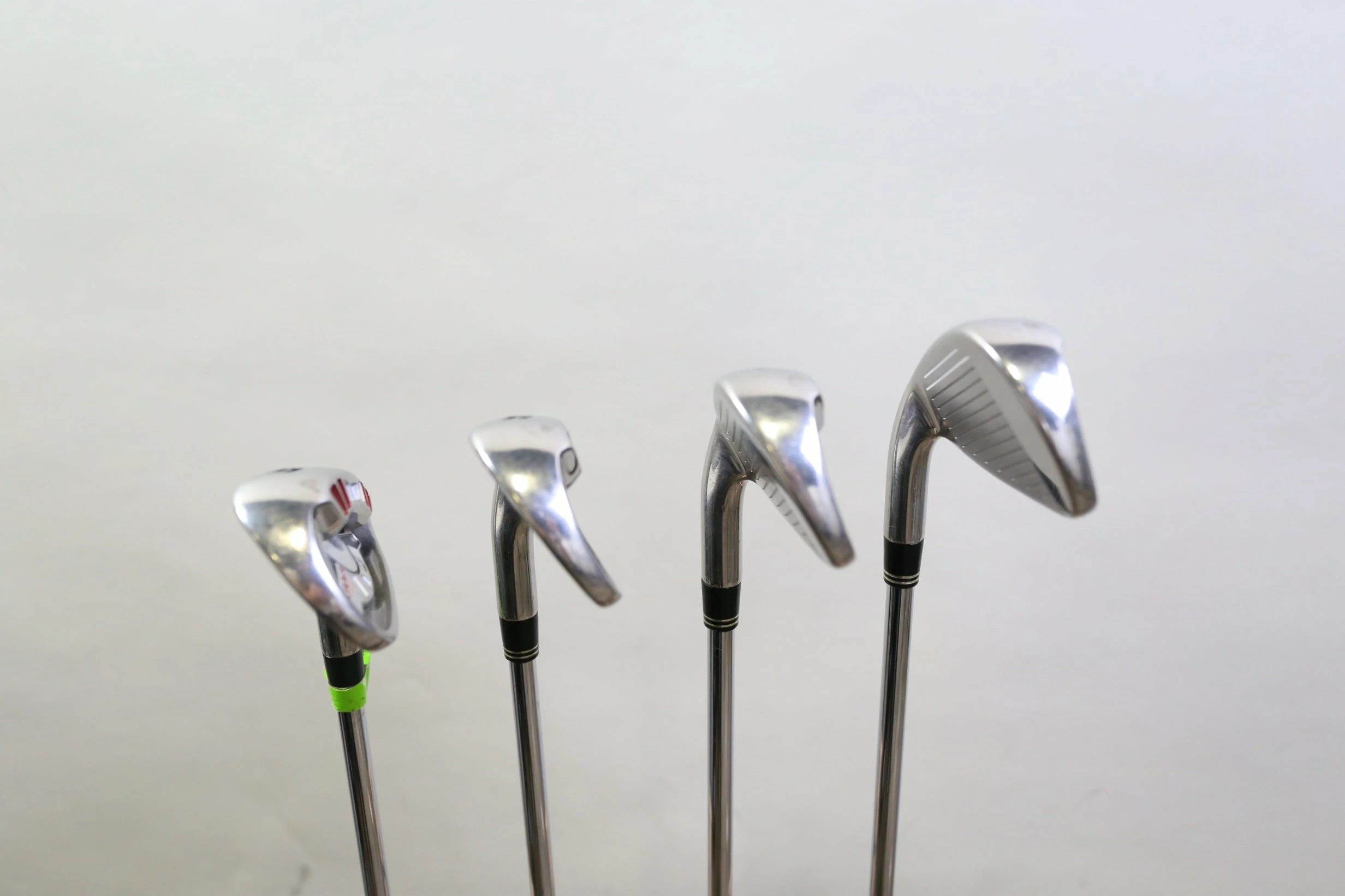 TaylorMade Burner HT 6-9 Iron Set Right Handed Steel Shaft Stiff Flex 5 TaylorMade Burner HT 6-9 Iron Set Right Handed Steel Shaft Stiff Flex - Image 3