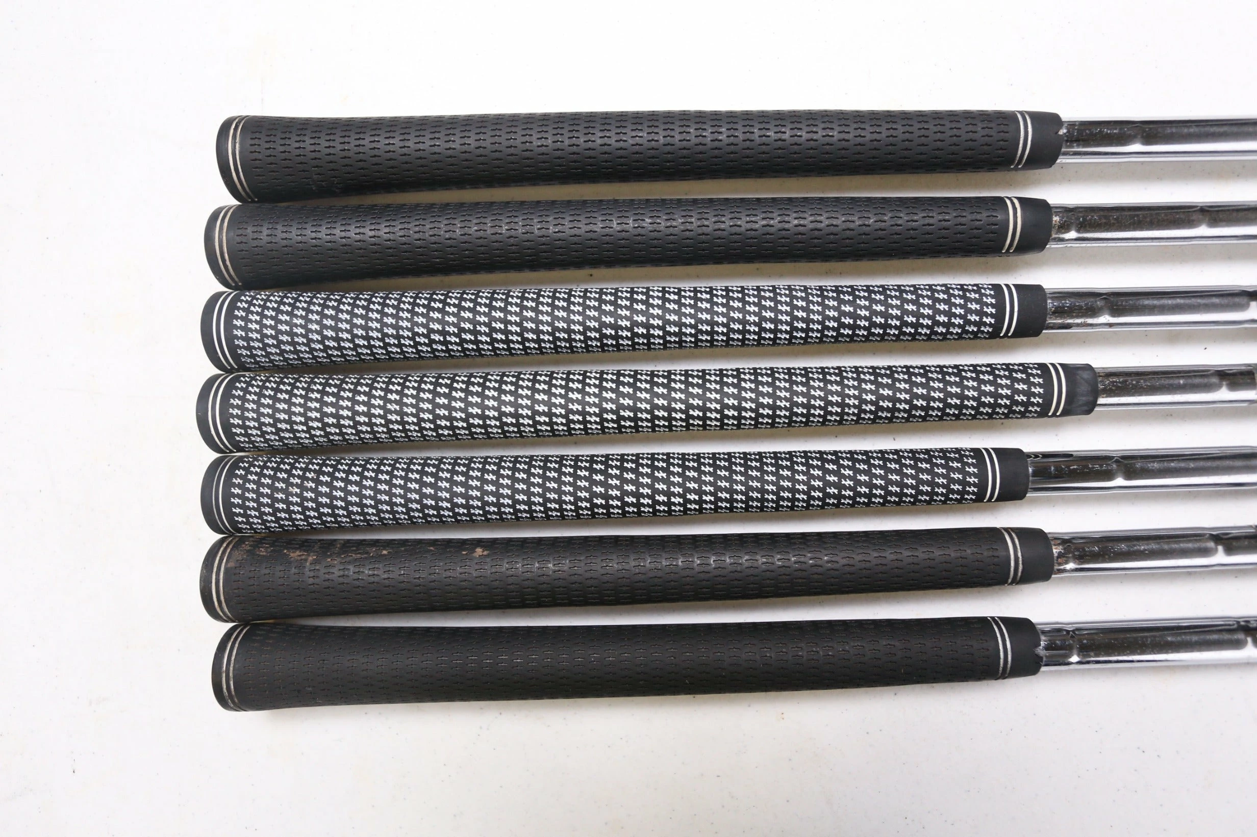 Wilson STAFF FG-17 3-9 Iron Set RH True Temper Steel Shafts Stiff Flex 10 Wilson STAFF FG-17 3-9 Iron Set RH True Temper Steel Shafts Stiff Flex - Image 8