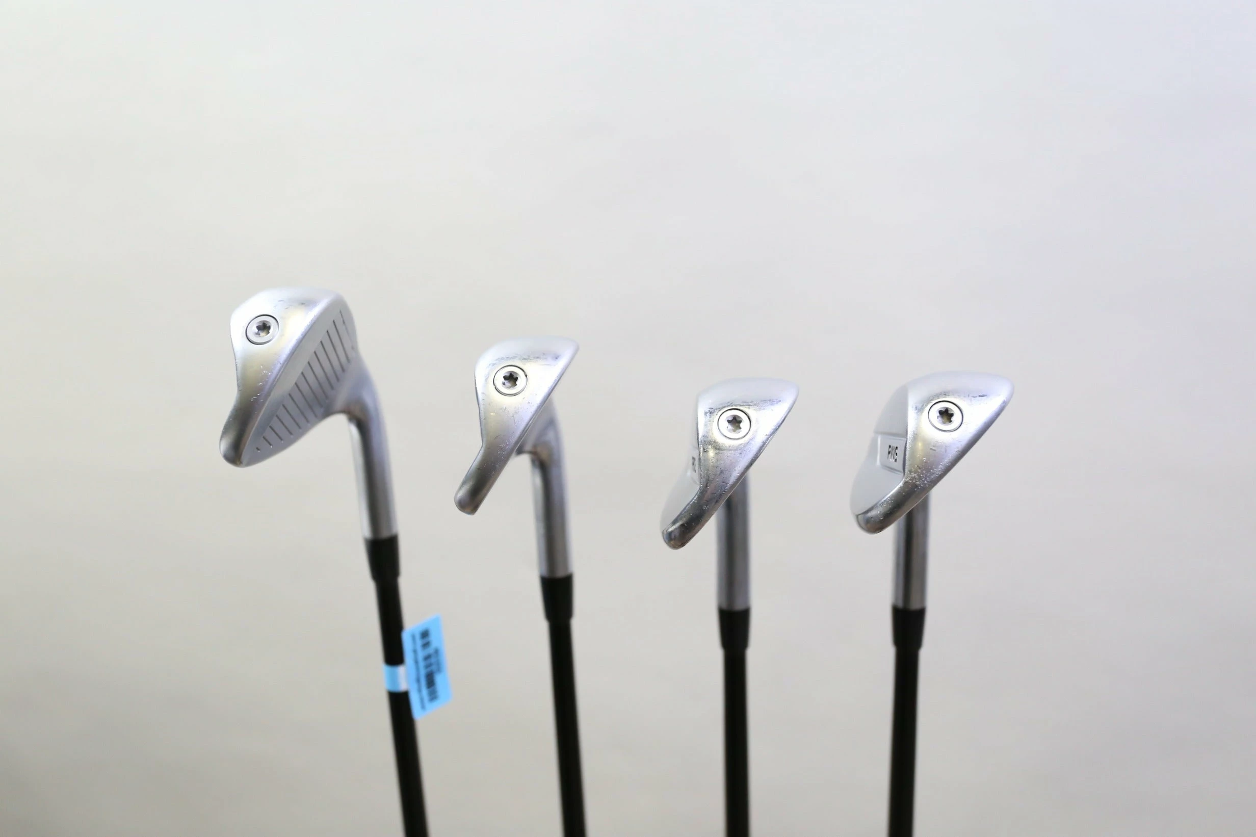 LEFTY Ping G700 Black Dot 8-PW-UW Iron Set -0.5 In Ping Alta CB Graphite Regular 5 LEFTY Ping G700 Black Dot 8-PW-UW Iron Set -0.5 In Ping Alta CB Graphite Regular - Image 3