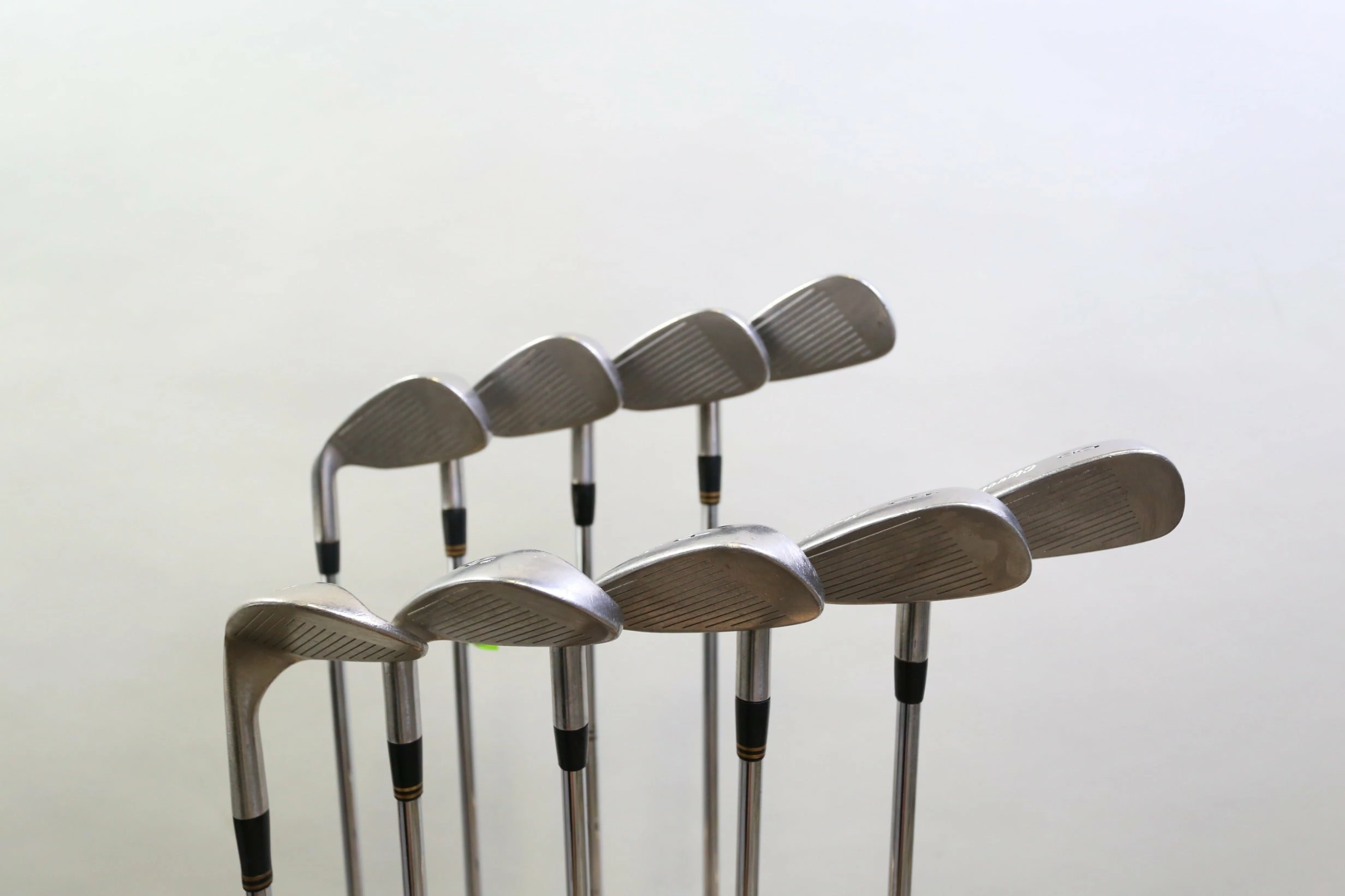 Cleveland TA5 Gunmetal 4-9, PW, SW, LW Iron Set RH Cleveland Steel Shafts Stiff 4 Cleveland TA5 Gunmetal 4-9, PW, SW, LW Iron Set RH Cleveland Steel Shafts Stiff - Image 2