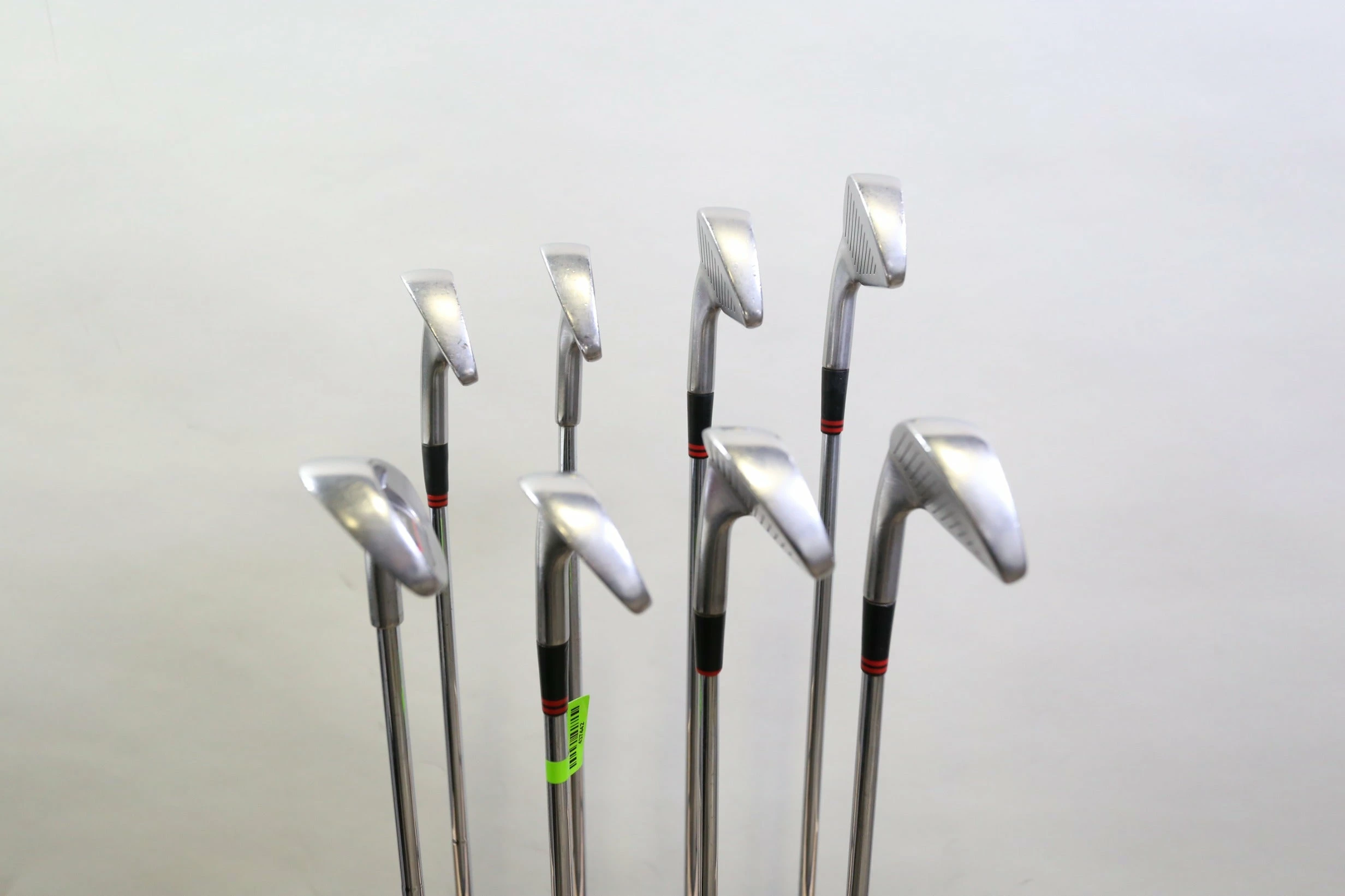 Wilson Staff Midsize 3-9, PW Iron Set RH Steel Shaft Regular Flex 5 Wilson Staff Midsize 3-9, PW Iron Set RH Steel Shaft Regular Flex - Image 3