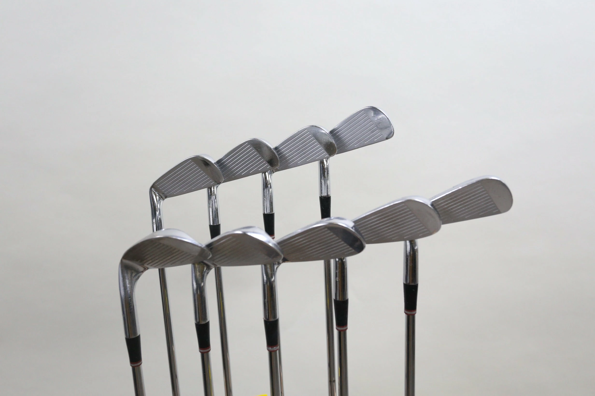 Ben Hogan Vector Lite 3-9, EW, SW Iron Set RH Ben Hogan Steel Shafts Stiff Flex 4 Ben Hogan Vector Lite 3-9, EW, SW Iron Set RH Ben Hogan Steel Shafts Stiff Flex - Image 2