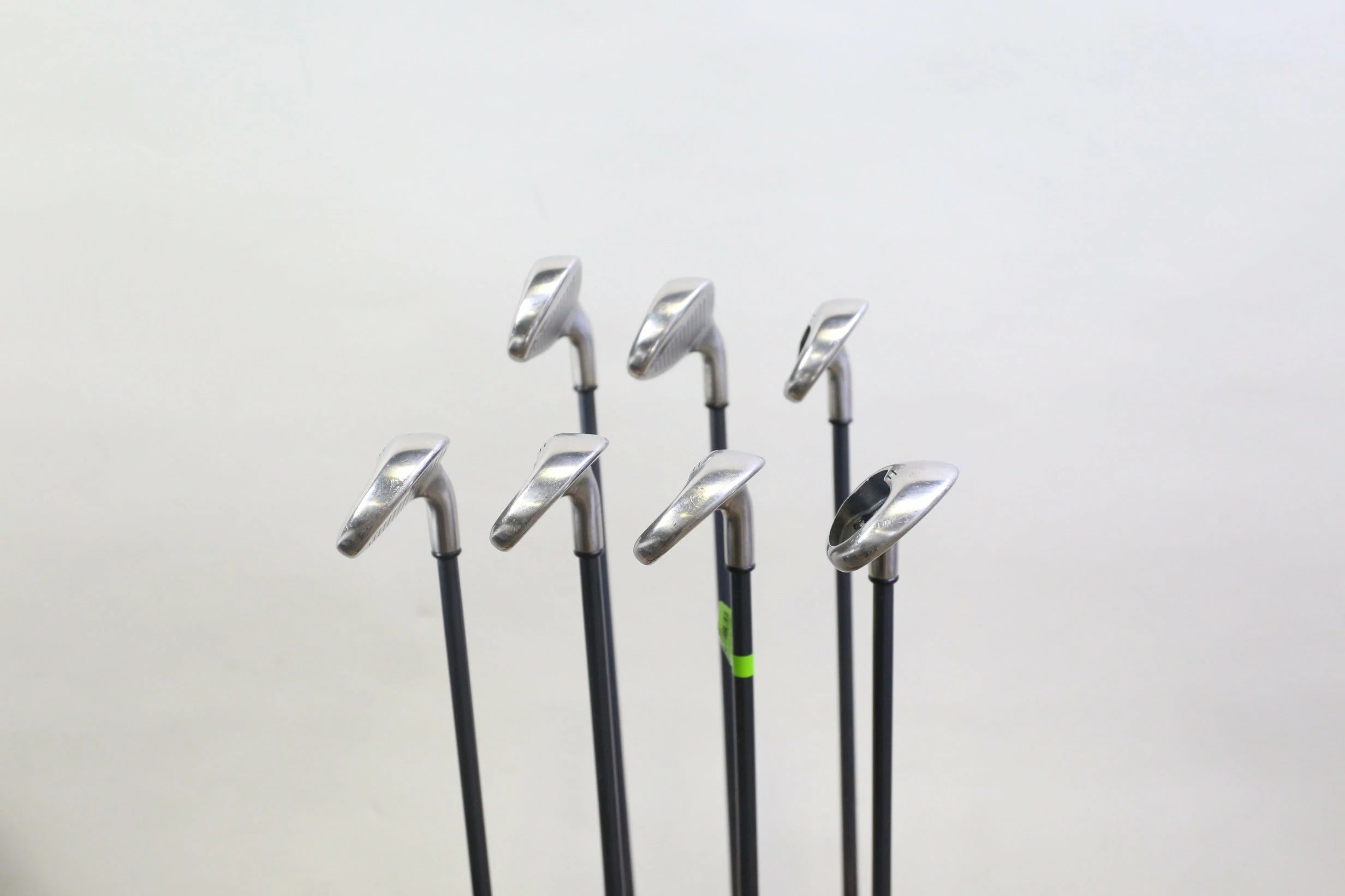 LEFTY Callaway Steelhead X-16 7-PW-AW-SW-LW Iron Set -0.75 In Graphite Regular 5 LEFTY Callaway Steelhead X-16 7-PW-AW-SW-LW Iron Set -0.75 In Graphite Regular - Image 3