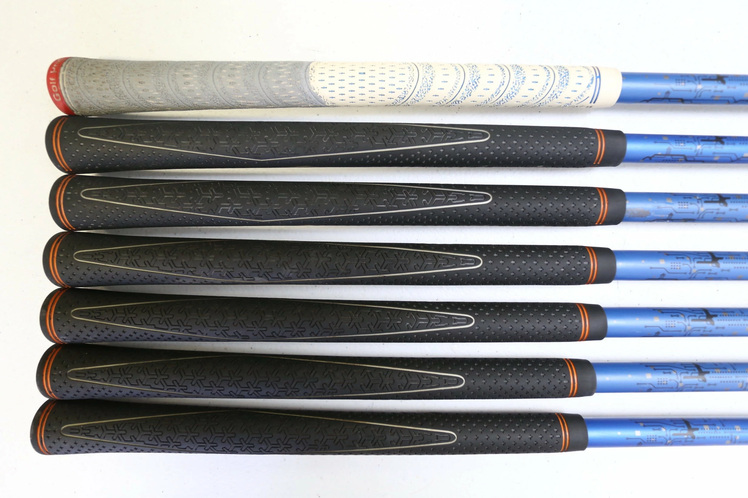 Callaway X2 Hot 6-SW Iron Set RH -0.5 In Graphite Shafts Seniors Flex 10 Callaway X2 Hot 6-SW Iron Set RH -0.5 In Graphite Shafts Seniors Flex - Image 8