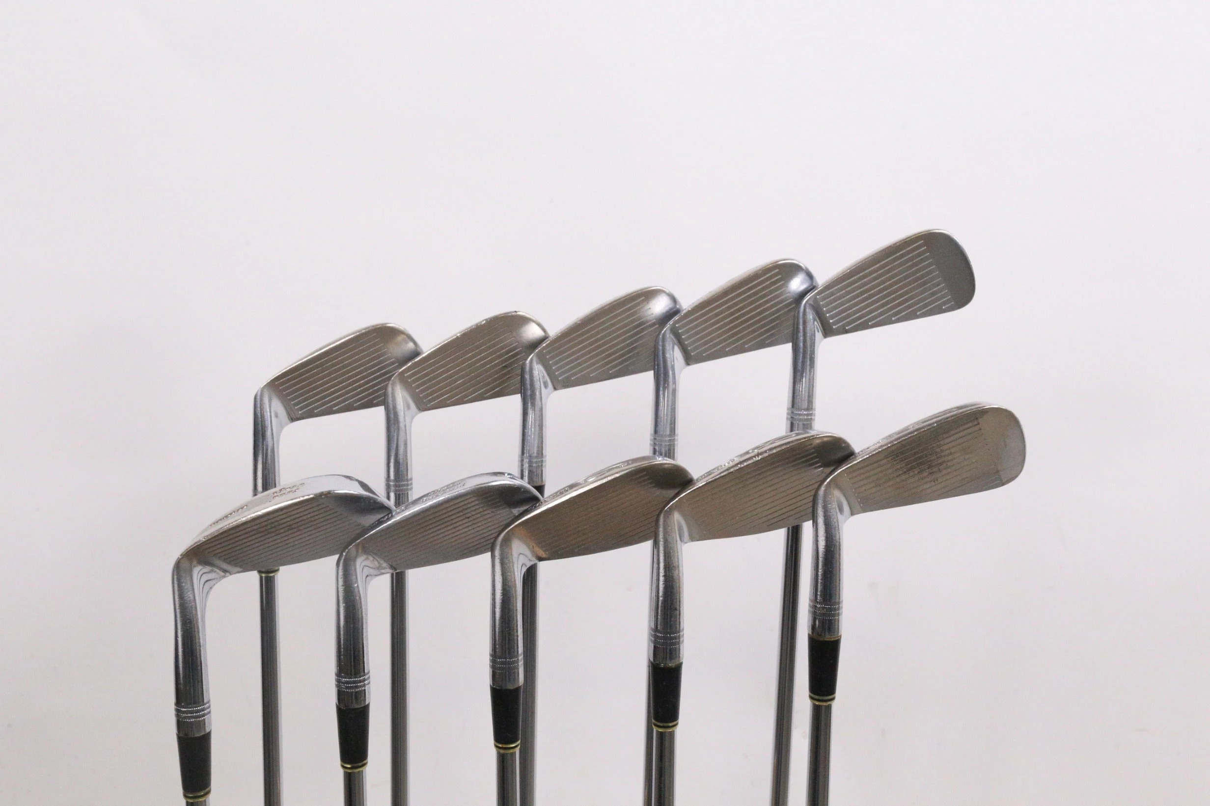 Wilson STAFF TOUR BLADE 2-PW, SW Iron Set RH -0.5 In Steel Shaft Stiff Flex 4 Wilson STAFF TOUR BLADE 2-PW, SW Iron Set RH -0.5 In Steel Shaft Stiff Flex - Image 2