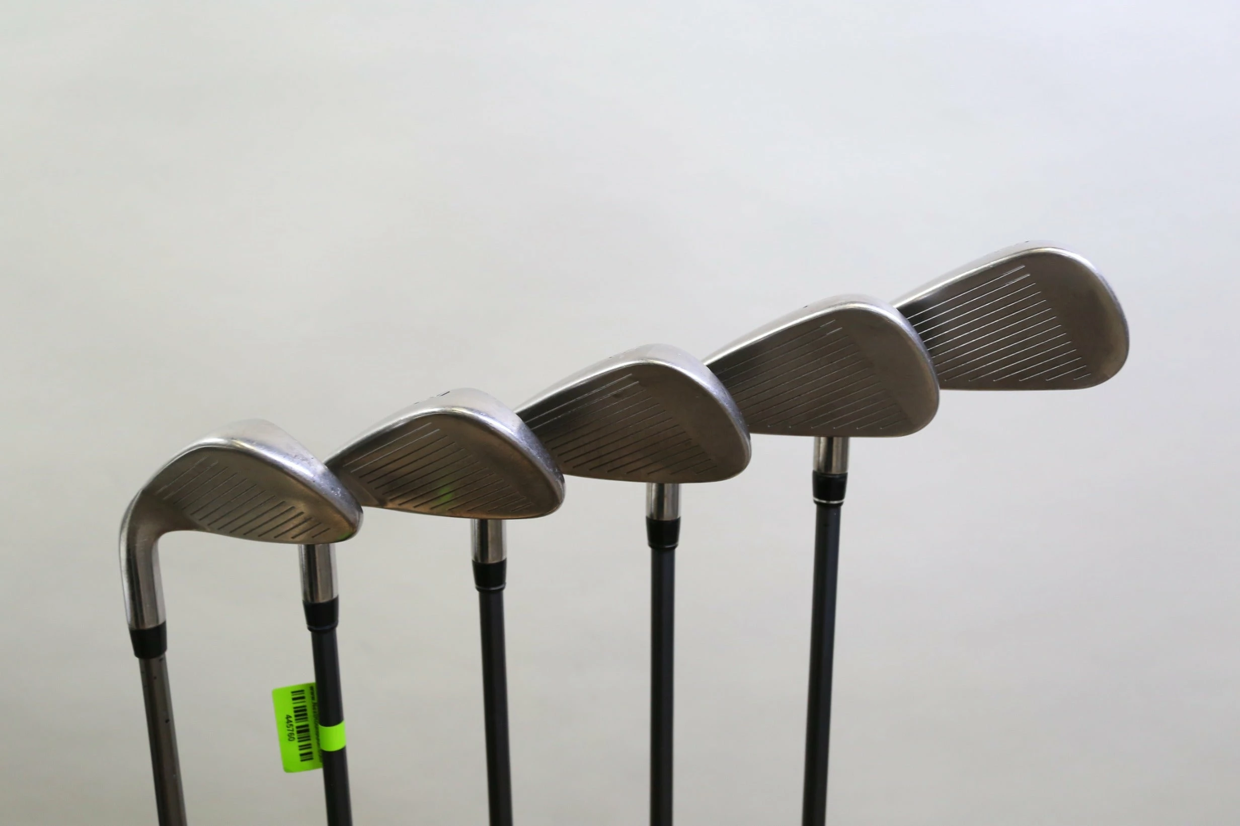 Callaway X2 Hot 6-PW Iron Set RH -0.5 In Swing Science Graphite Shafts Regular 4 Callaway X2 Hot 6-PW Iron Set RH -0.5 In Swing Science Graphite Shafts Regular - Image 2