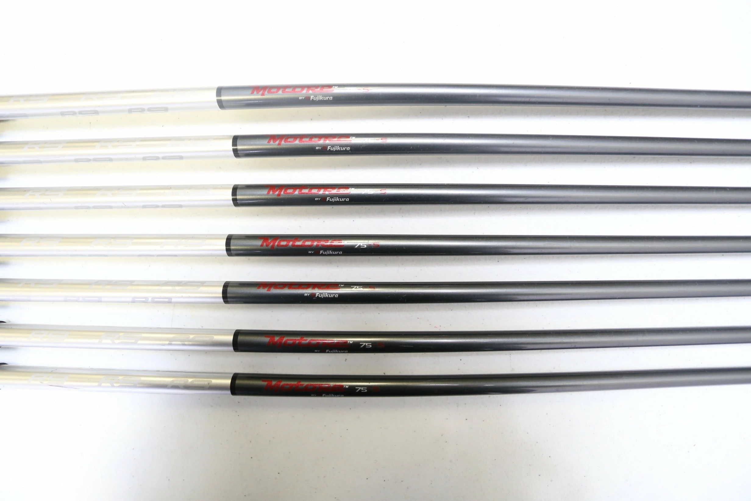 TaylorMade R9 5-6, 8-SW Iron Set RH -0.25 In Fujikura Graphite Shafts Stiff Flex 9 TaylorMade R9 5-6, 8-SW Iron Set RH -0.25 In Fujikura Graphite Shafts Stiff Flex - Image 7
