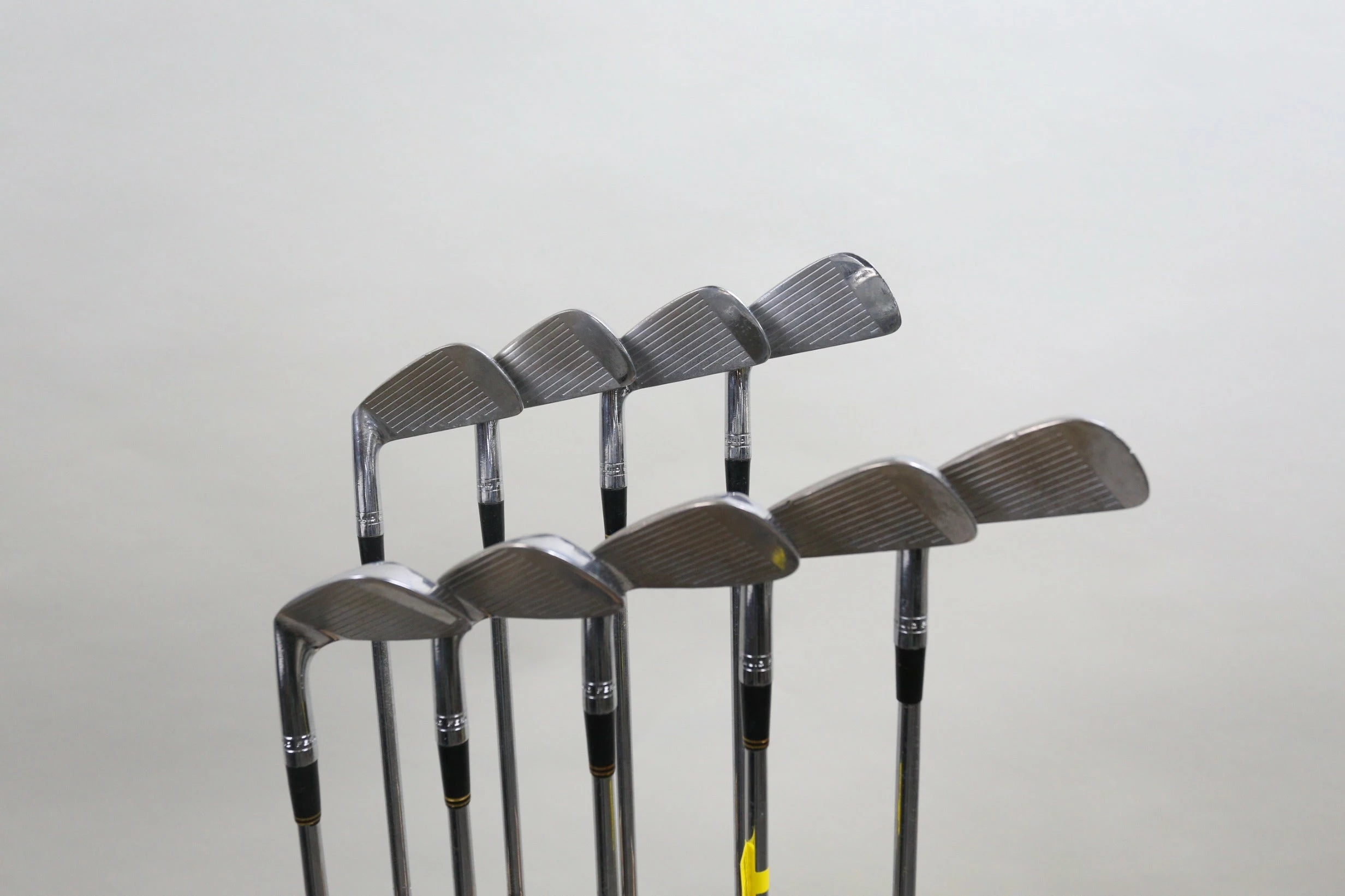Walter Hagen ULTRA 2-PW Iron Set RH -0.5 In Steel Shafts Regular Flex 4 Walter Hagen ULTRA 2-PW Iron Set RH -0.5 In Steel Shafts Regular Flex - Image 2