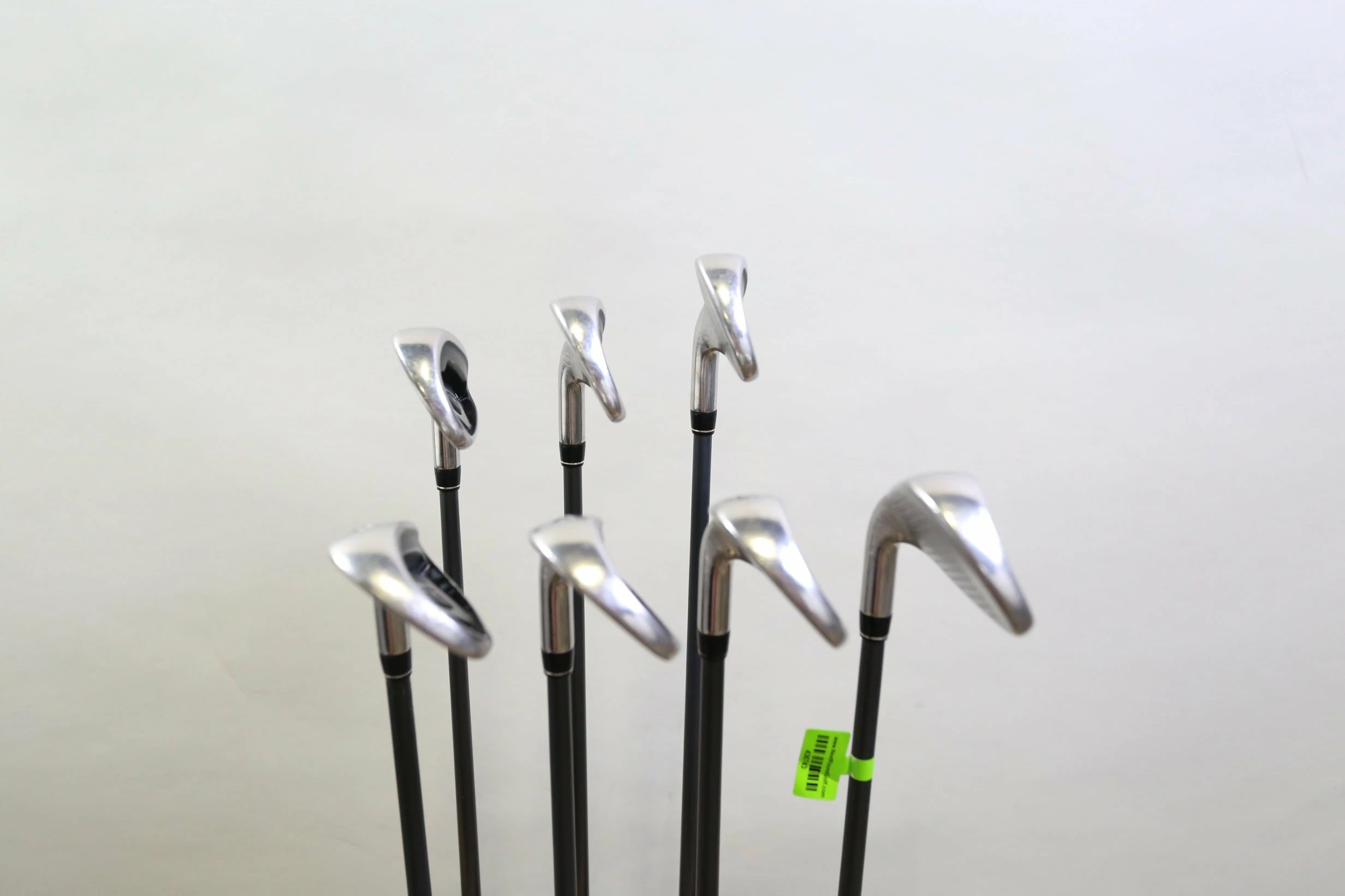 Callaway X2 Hot 6-SW Iron Set RH -0.5 In Graphite Shafts Seniors Flex 5 Callaway X2 Hot 6-SW Iron Set RH -0.5 In Graphite Shafts Seniors Flex - Image 3