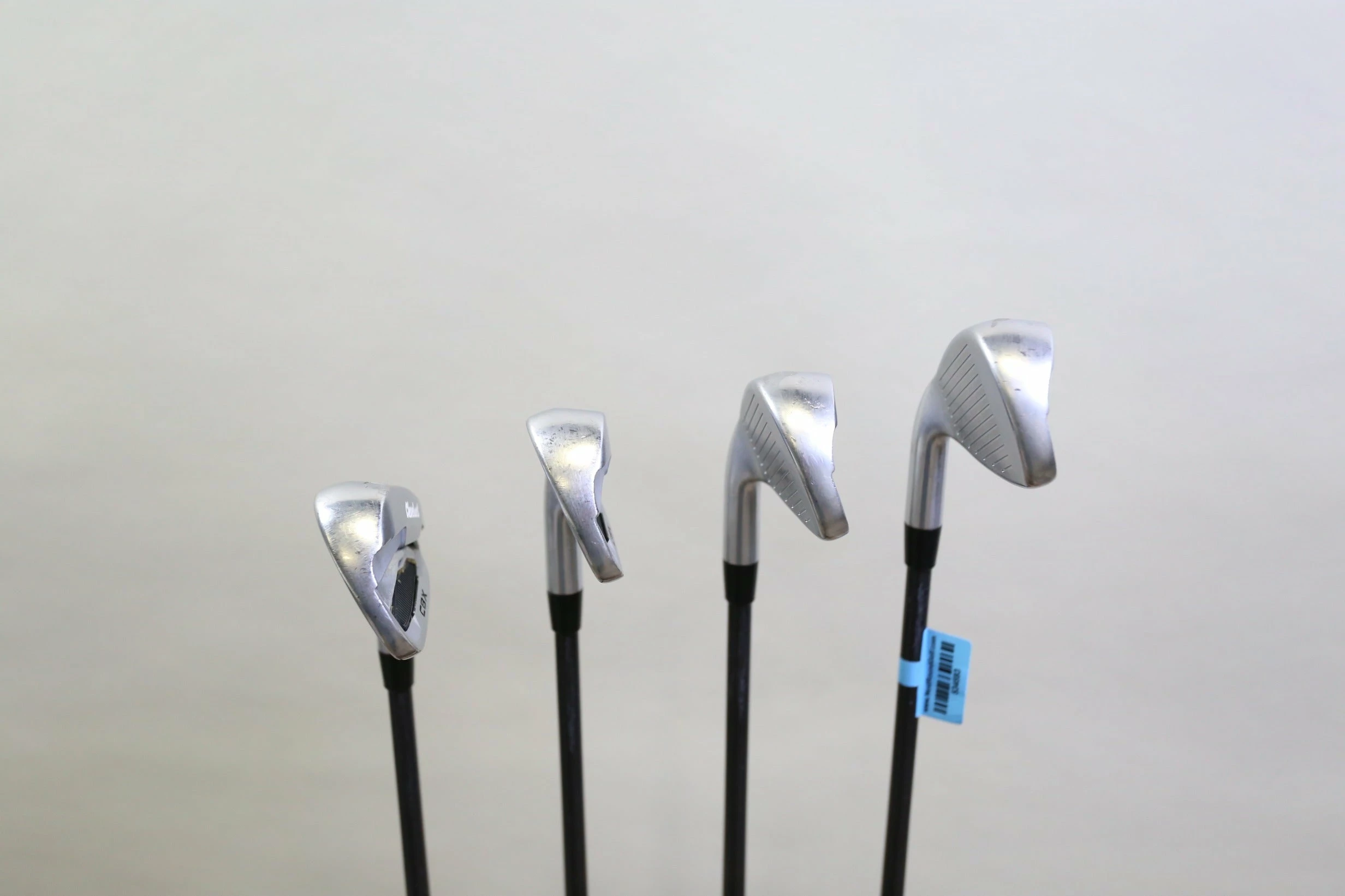 Cleveland Launcher CBX 4-7 Iron Set RH Graphite Shaft Regular Flex 5 Cleveland Launcher CBX 4-7 Iron Set RH Graphite Shaft Regular Flex - Image 3