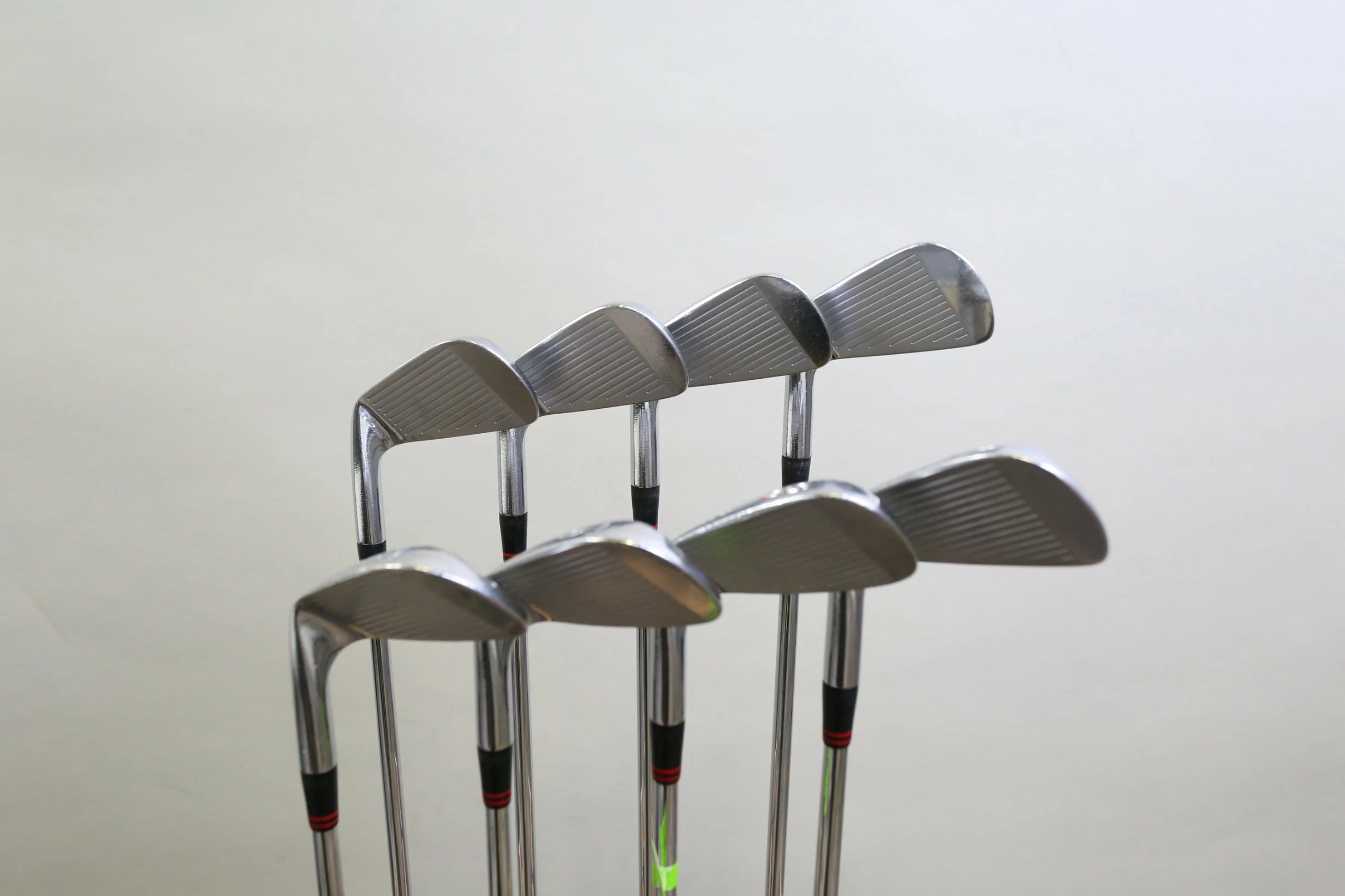 Ben Hogan Apex Plus 3-9, EW Iron Set RH Ben Hogan Steel Shafts Regular Flex 4 Ben Hogan Apex Plus 3-9, EW Iron Set RH Ben Hogan Steel Shafts Regular Flex - Image 2