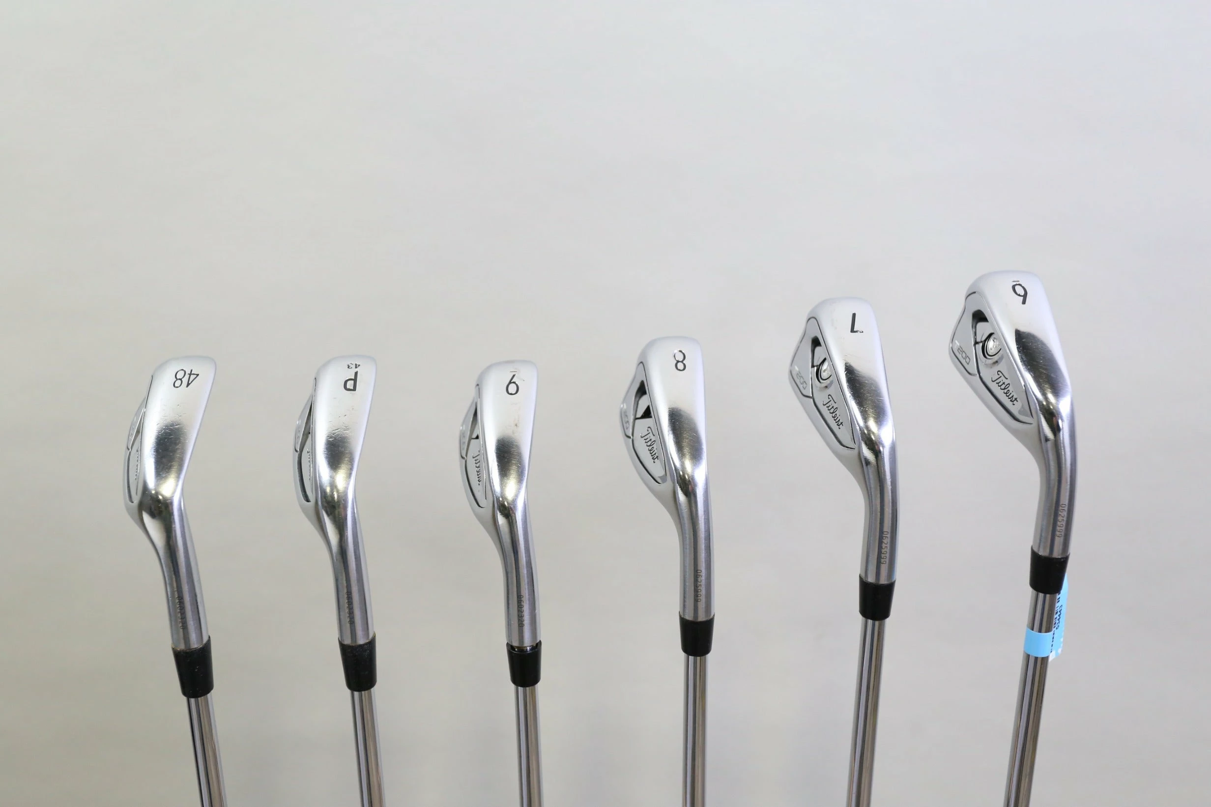Titleist T200 6-PW, GW Iron Set RH Steel Shaft Regular Flex 6 Titleist T200 6-PW, GW Iron Set RH Steel Shaft Regular Flex - Image 4