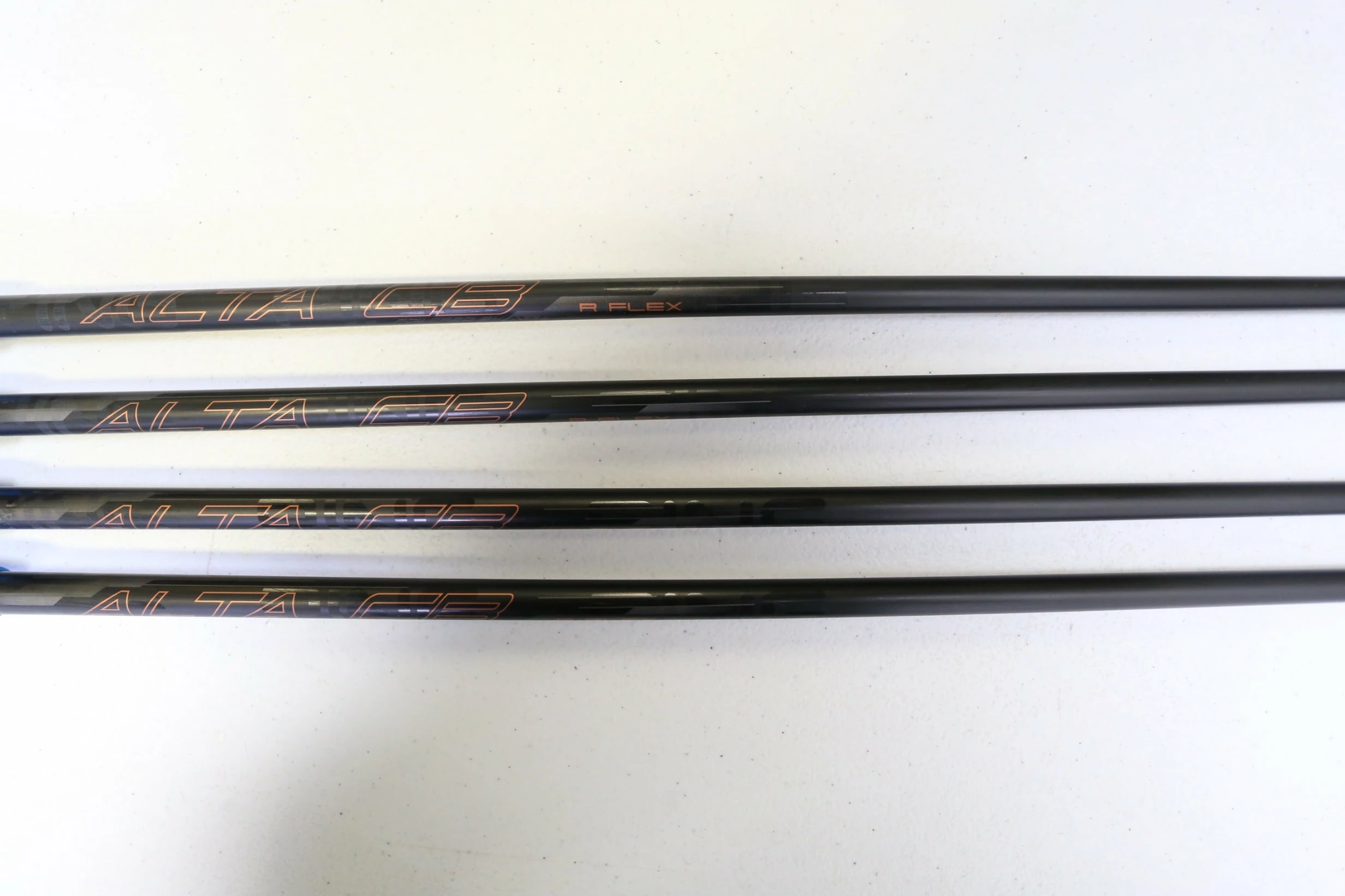 LEFTY Ping G700 Black Dot 8-PW-UW Iron Set -0.5 In Ping Alta CB Graphite Regular 9 LEFTY Ping G700 Black Dot 8-PW-UW Iron Set -0.5 In Ping Alta CB Graphite Regular - Image 7