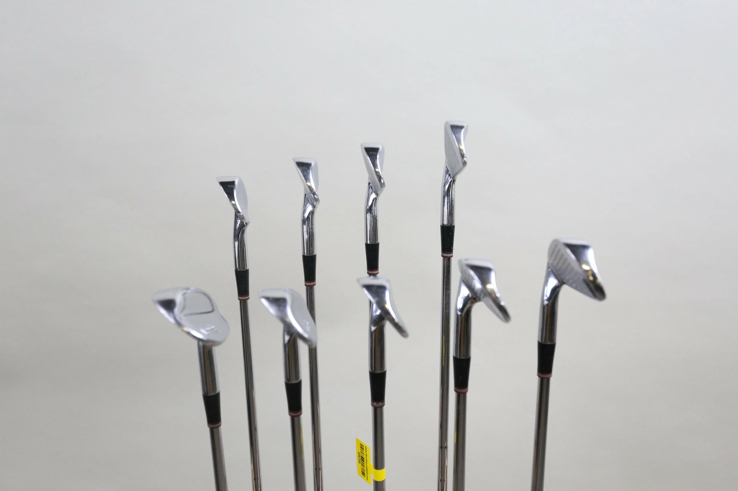 Ben Hogan Vector Lite 3-9, EW, SW Iron Set RH Ben Hogan Steel Shafts Stiff Flex 5 Ben Hogan Vector Lite 3-9, EW, SW Iron Set RH Ben Hogan Steel Shafts Stiff Flex - Image 3