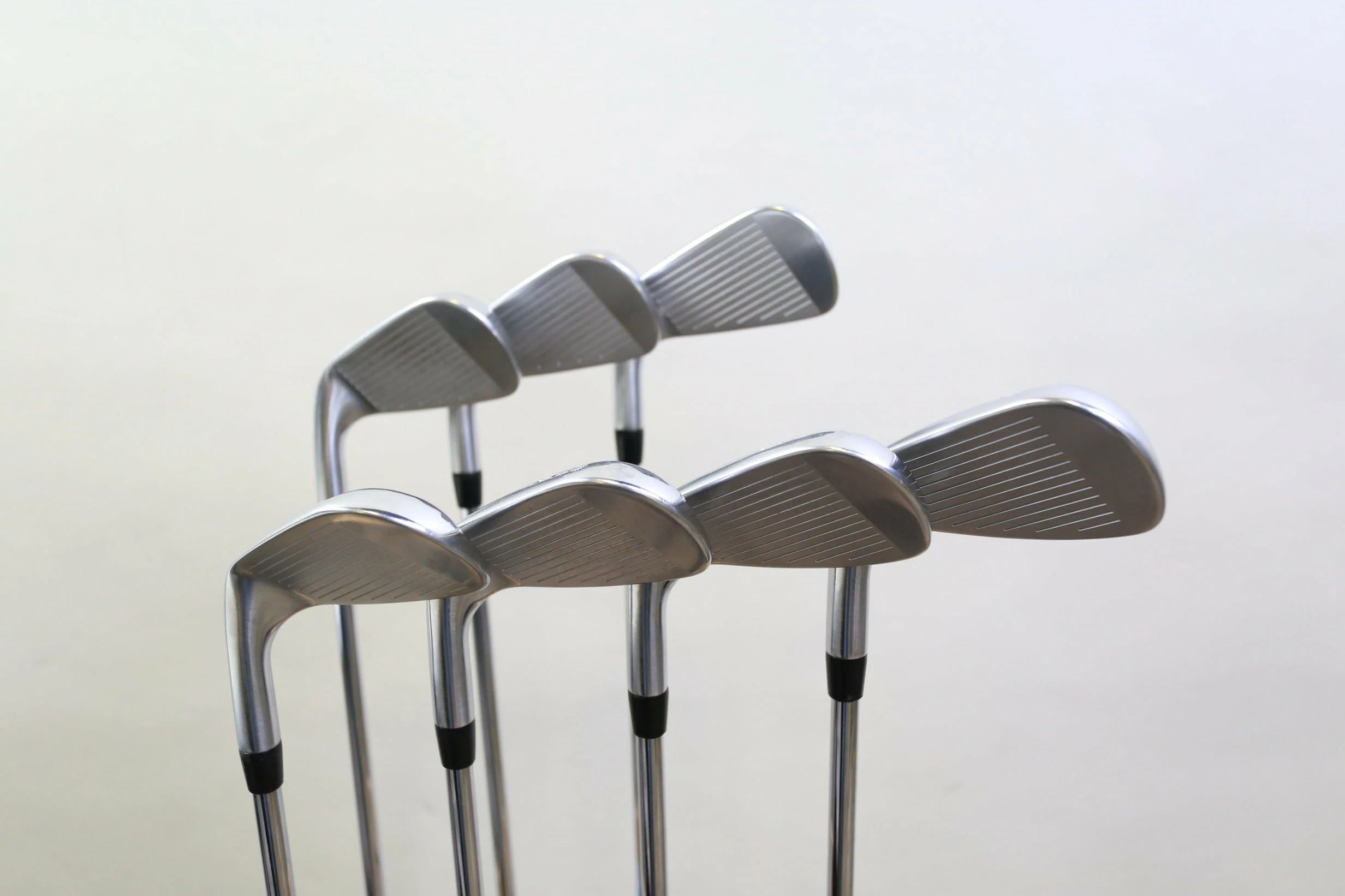 Titleist T200 5-PW-48W Iron Set RH True Temper AMT Red Steel Stiff Flex 4 Titleist T200 5-PW-48W Iron Set RH True Temper AMT Red Steel Stiff Flex - Image 2