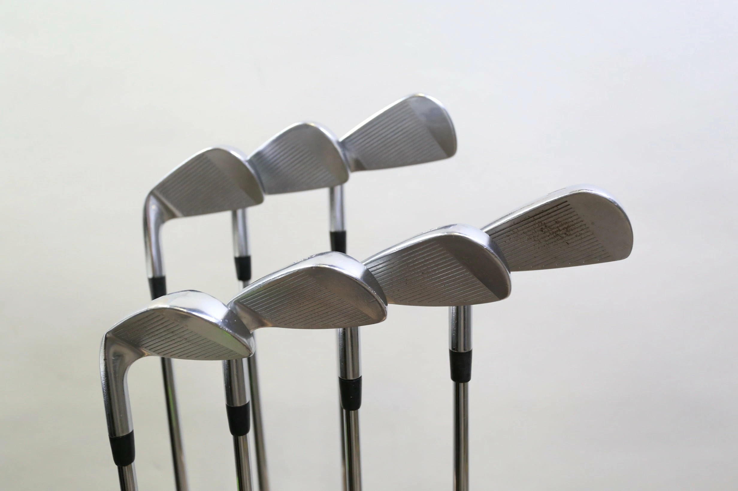 Callaway RAZR X Forged 4-PW Iron Set RH Project X 5.0 Steel Shaft Regular Flex 4 Callaway RAZR X Forged 4-PW Iron Set RH Project X 5.0 Steel Shaft Regular Flex - Image 2