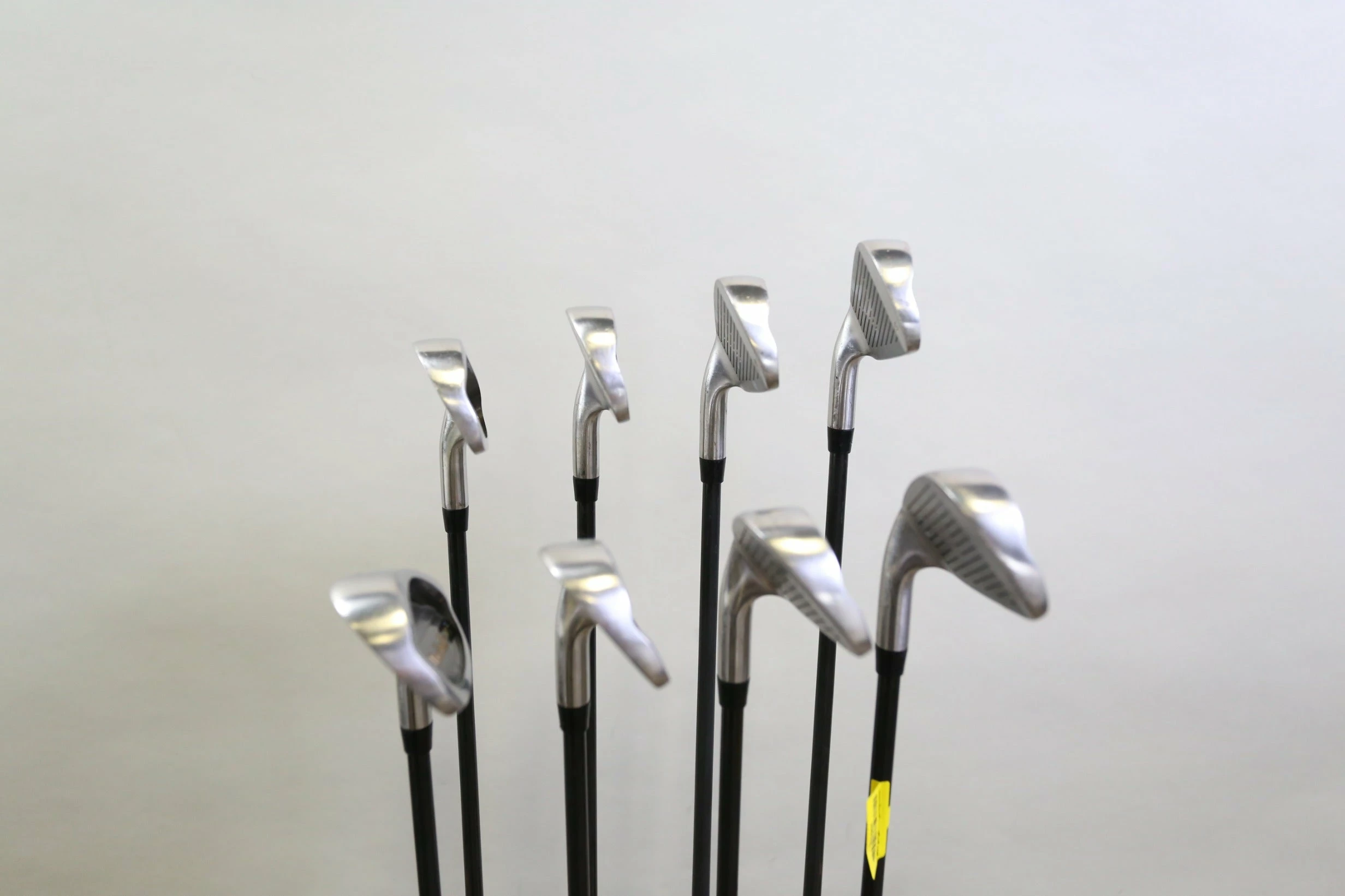 Wilson ProStaff OS 3-PW Iron Set RH -0.5 In Graphite Shafts Regular Flex 5 Wilson ProStaff OS 3-PW Iron Set RH -0.5 In Graphite Shafts Regular Flex - Image 3