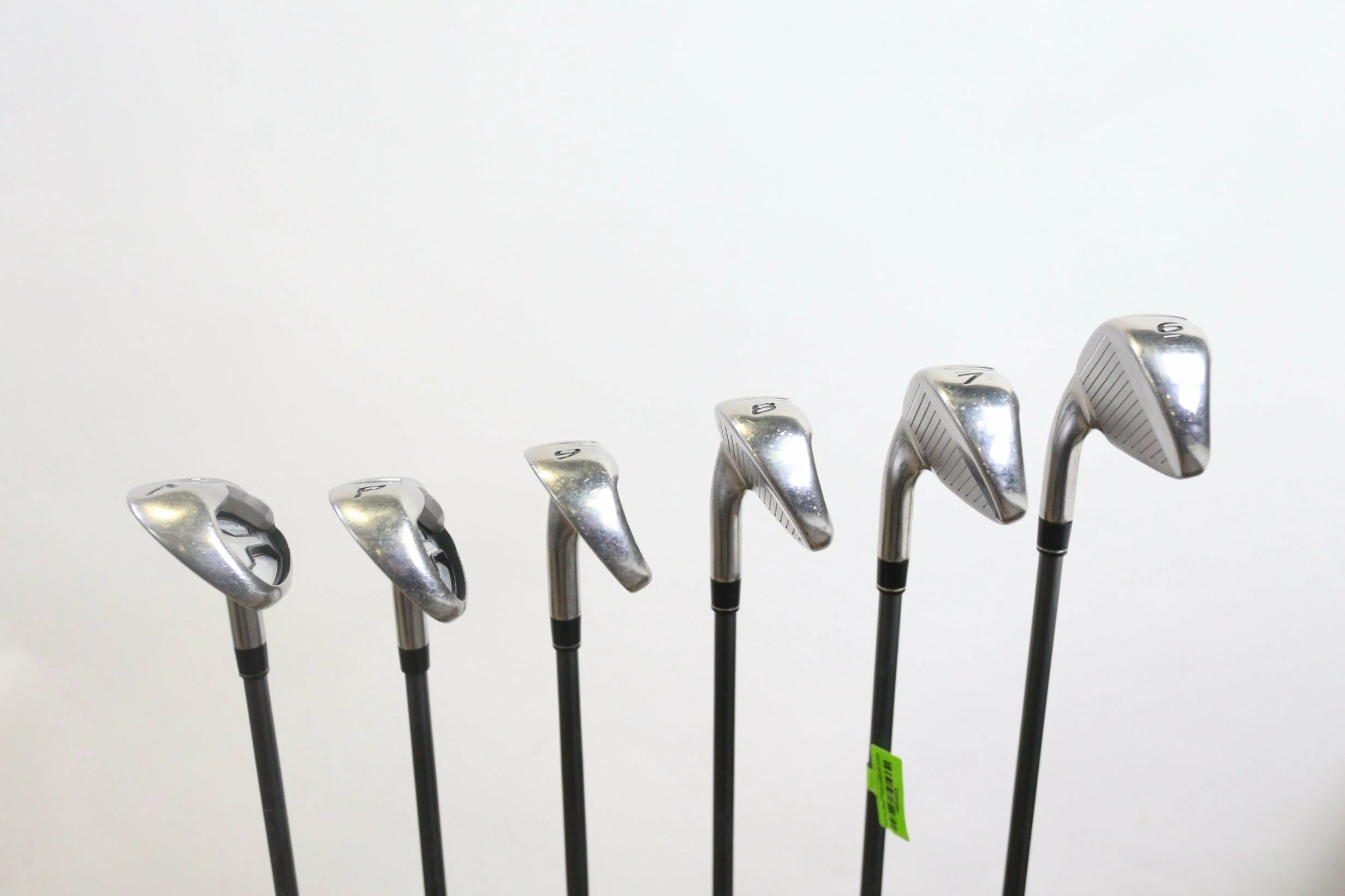 TaylorMade AeroBurner 6-PW-AW Iron Set RH -0.5 In RE AX Graphite Seniors Flex 5 TaylorMade AeroBurner 6-PW-AW Iron Set RH -0.5 In RE AX Graphite Seniors Flex - Image 3