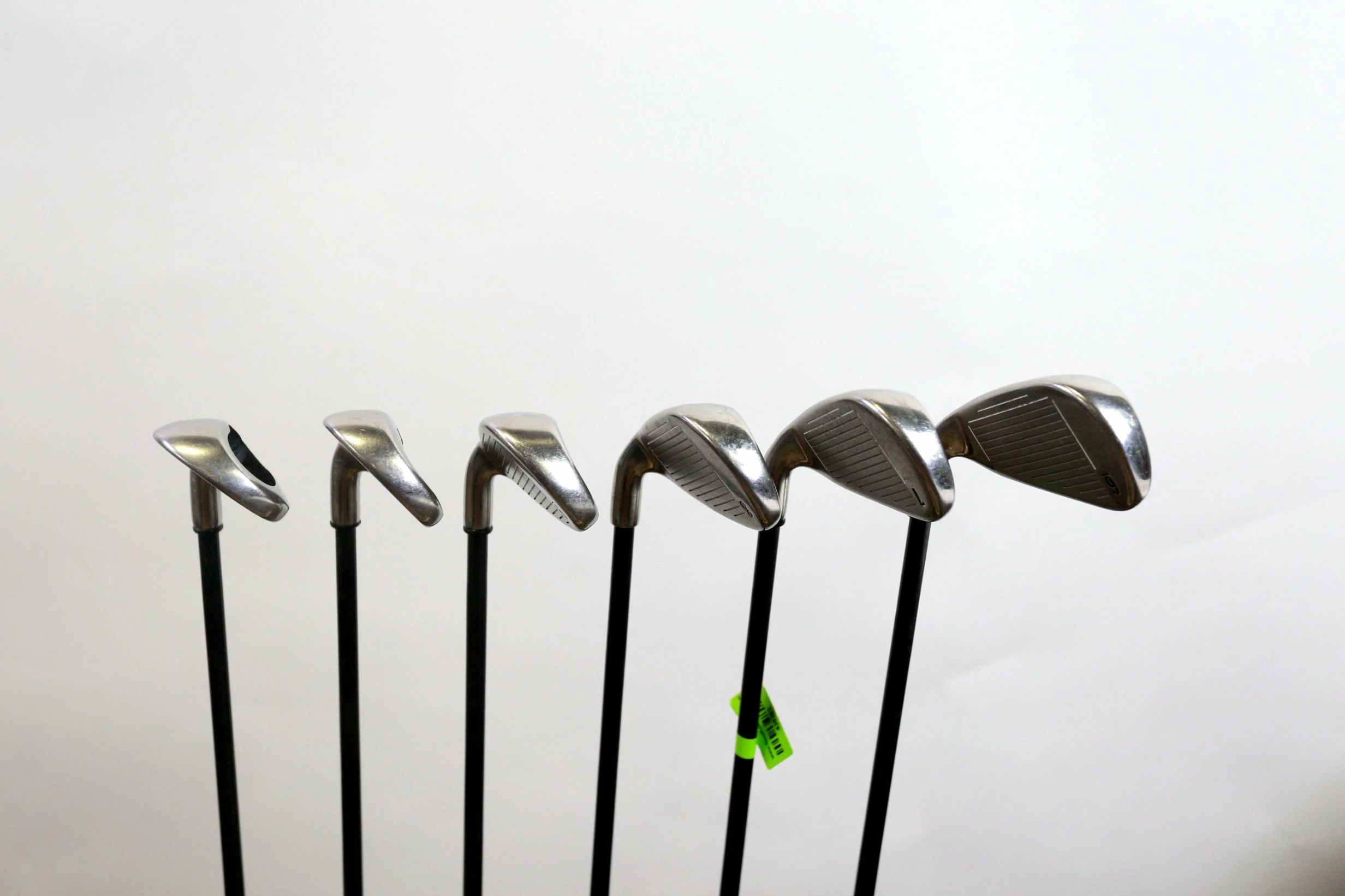 Callaway Big Bertha 2004 6-10, SW Iron Set RH +0.5 In Callaway Graphite Ladies 6 Callaway Big Bertha 2004 6-10, SW Iron Set RH +0.5 In Callaway Graphite Ladies - Image 4